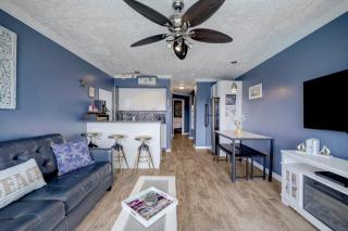 Beautiful Ocean Views at The Victorian - Galveston - 6