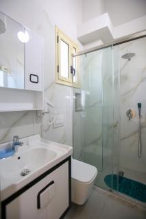 Sale e Sole Rooms - Valona - 8