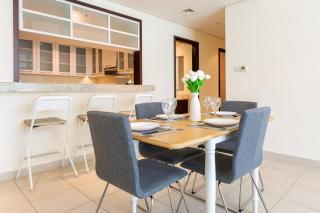 Beautiful 1BR near Burj Khalifa without balcony - Dubai - 5