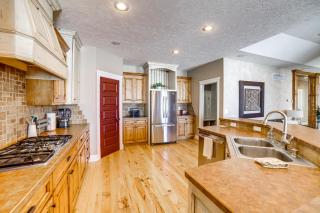 Rigby Home with Game Room and Fire Pit - Rigby - 3