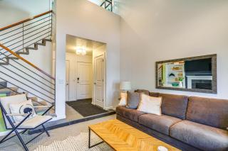 Modern Townhome with Hot Tub 10 Mi to Snowbird! - Cottonwood Heights - 6