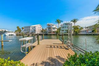 A Pirate's Dream - Holmes Beach - 1