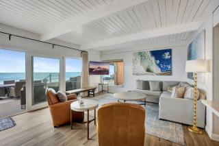 ON THE SAND!! Private Beach! OCEAN FRONT HOT TUB!! - Dana Point - 5