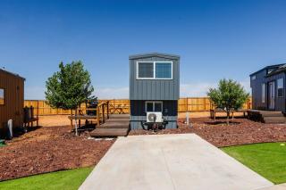 modern home with private hot tub - Apple Valley - 7