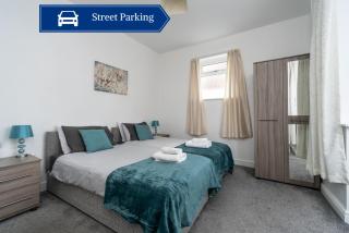 Cosy 2BR Apartment with Free Street Parking - Frodingham - 0