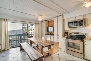 Next to Gulf Shores Public Beach Condo with Pool! - Gulf Shores - 9