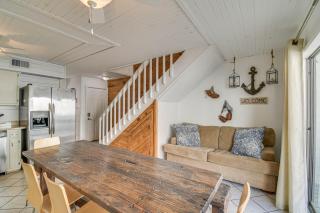 Next to Gulf Shores Public Beach Condo with Pool! - Gulf Shores - 8