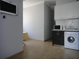 DestinationBTM Apartment in Batumi - Batumi - 3