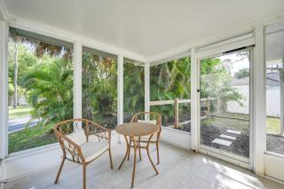 Modern Naples Duplex Home ~ 6 Mi to Beach! - 8