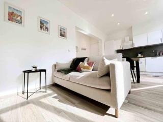 Le Bruna: Apt 4 prs, Clim, 10 min plages - Antibes - 9