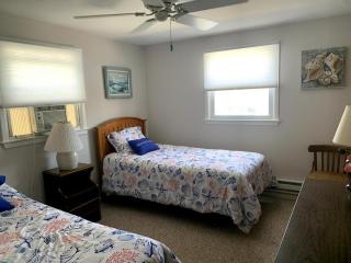 Stunning Apartment In Surf City With 3 Bedrooms, Internet And Wifi - 4