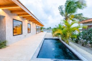 Seabird Luxury Dwellings - Placencia - 4
