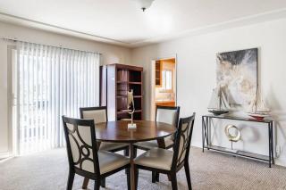 Casa Flora -2BR- FREE Parking in Little Italy! - San Diego - 9