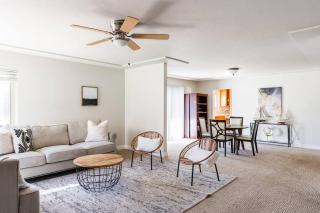 Casa Flora -2BR- FREE Parking in Little Italy! - San Diego - 8
