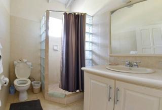 Providence Apt 2-bedroom 1 - Christ Church - 2