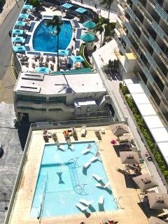 Ilikai Apt 1822-2BR2BA Modern Unit with Ocean &Harbor Views No resort fees - Honolulu - 7