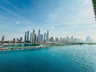 Oceanfront Escape: Stylish 1 BR in Beachfront - 6