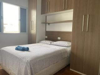 Apto/garagem coberta/900m-Centro - 3