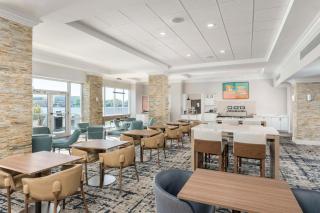 Homewood Suites Miami Airport/Blue Lagoon - 6