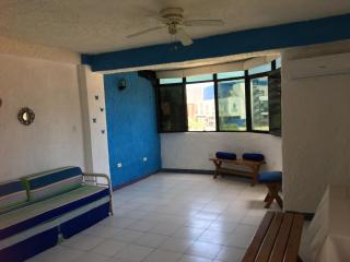 Porlamar La Reserve frente a La Vela - 2