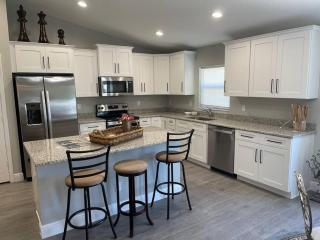 Modern and comfortable new home with hot tub - Fort Pierce - 1
