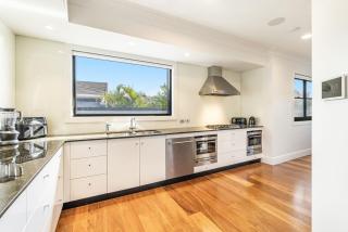 Jasmine cove - Exclusive Waterfront Estate - Yamba - 5
