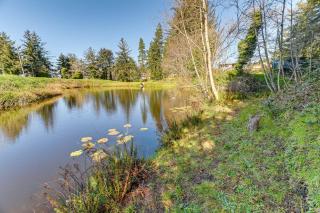 Fish On-Site and Explore Coos Bay! Creekfront Cabin - 9