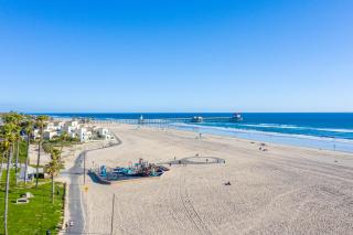 New Luxurious Beach Home - Huntington Beach - 0