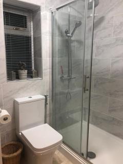 studio flat near NEC, Solihull & Airport. Short & Long stay Contractors HS2, NHS - 4