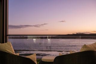 Pukehina Estuary Sunset Views Townhouse & Studio - 6