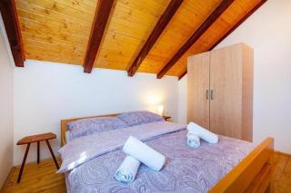 Holiday house with a swimming pool Rudopolje Bruvanjsko, Zagora - 21427 - Gračac - 3