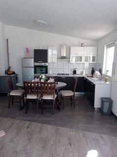 Apartments with a parking space Slime, Omis - 22826 - Omiš - 3
