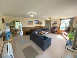 Parnella Cottage - Pet friendly - St Helens - 2