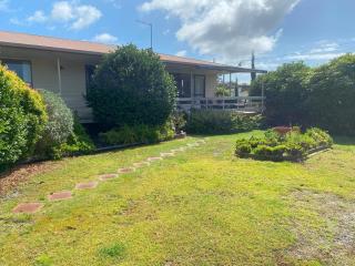 Parnella Cottage - Pet friendly - St Helens - 7
