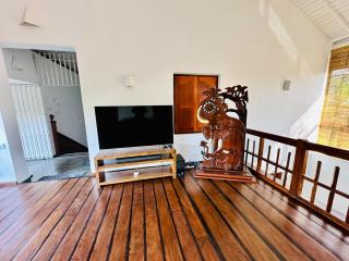 Colonial Retreat Villa - Talawatugoda - 3