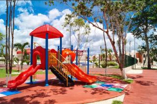 Family accommodation with pool and water park - 5