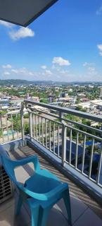 Modern 2BR Condo with Fiber Net and Netflix - 1