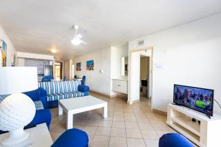 Club 10 Unit 3 - Ballito - 9