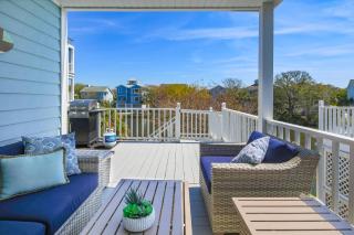 The Coastal Cottage - Isle of Palms - 1