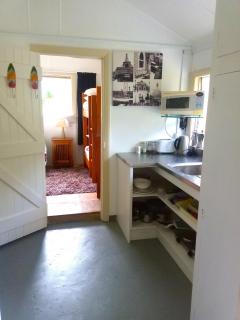 Rustic, Basic Cosy Alpine Hut, in the middle of the Mountains - 4