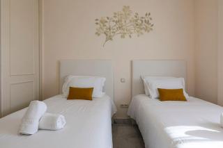 Luminous apartment in Puerto Banús, Marbella - Marbella - 2
