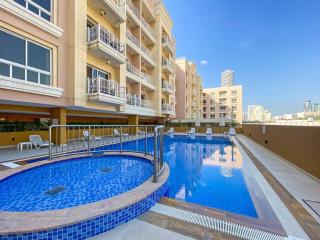 Cozy Studio in JVC - Dubai - 4