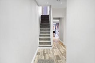 7 Bedroom house with Garden - Londra - 9