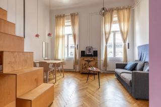 BudapeStayz - Izabella Studios - Budapest - 3