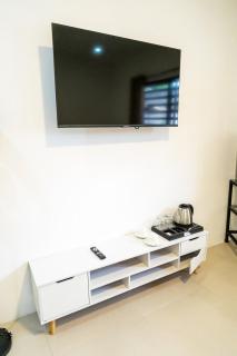 Bavarian Guest House - Angeles - 6