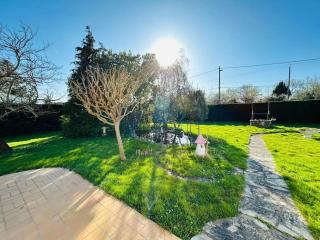 "LA BUISSONNIERE" Maison familiale 10 personnes, grand jardin arboré, entre centre ville et océan - Talmont - 2