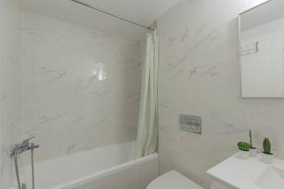 The Luxury Life Studio Apartment - 5