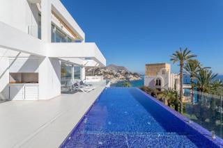 Designvilla with breathtaking view for 14 guests - Alicante - 9