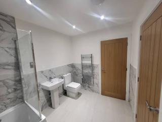 44 Beyers Close - Manchester - 8