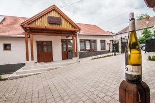 Zsirai Guest House - Mád - 9